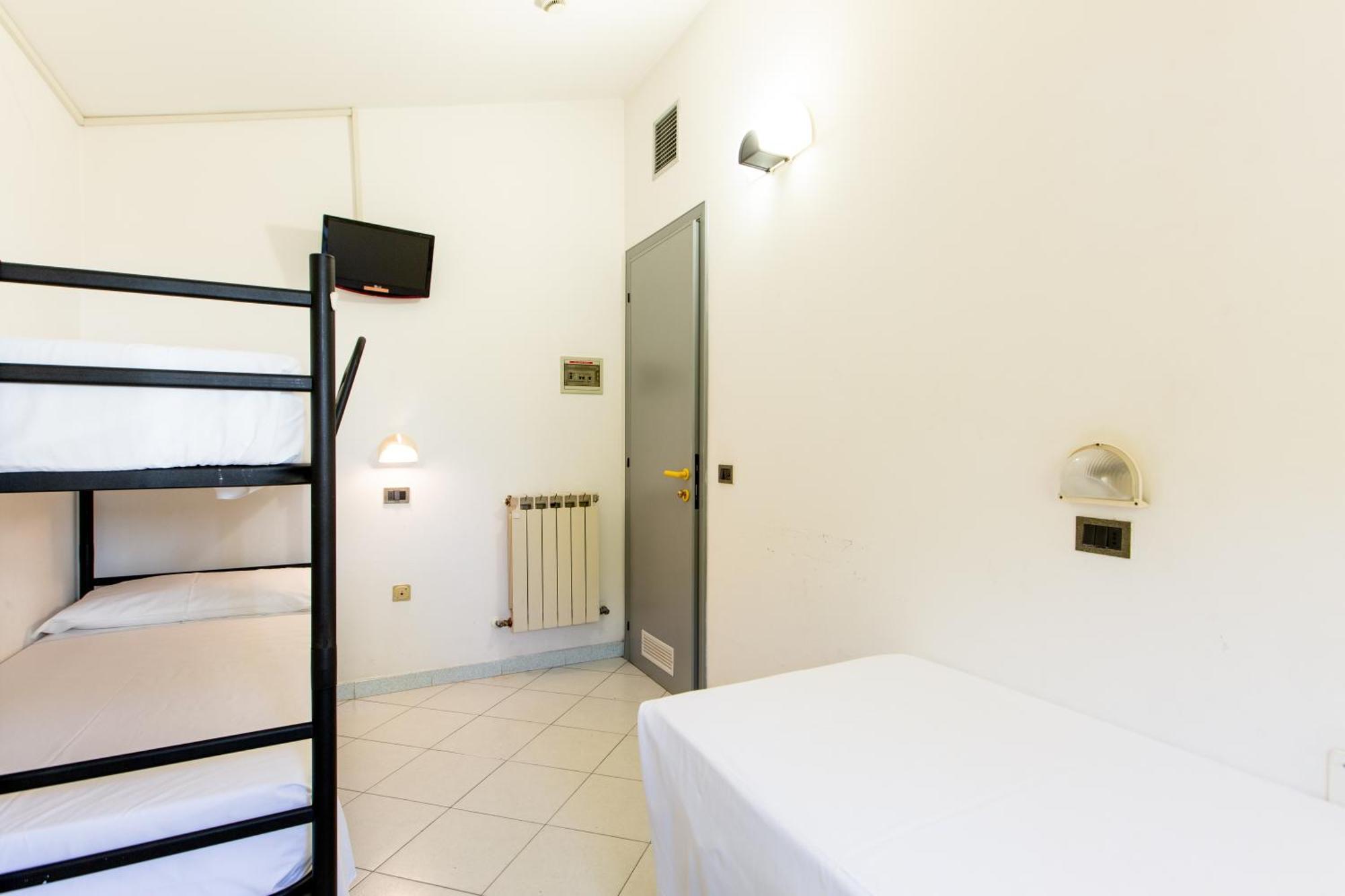 Hotel Marzia Con Piscina Ριτσόνε Εξωτερικό φωτογραφία