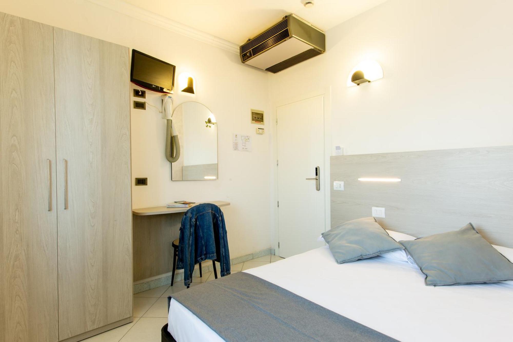 Hotel Marzia Con Piscina Ριτσόνε Εξωτερικό φωτογραφία