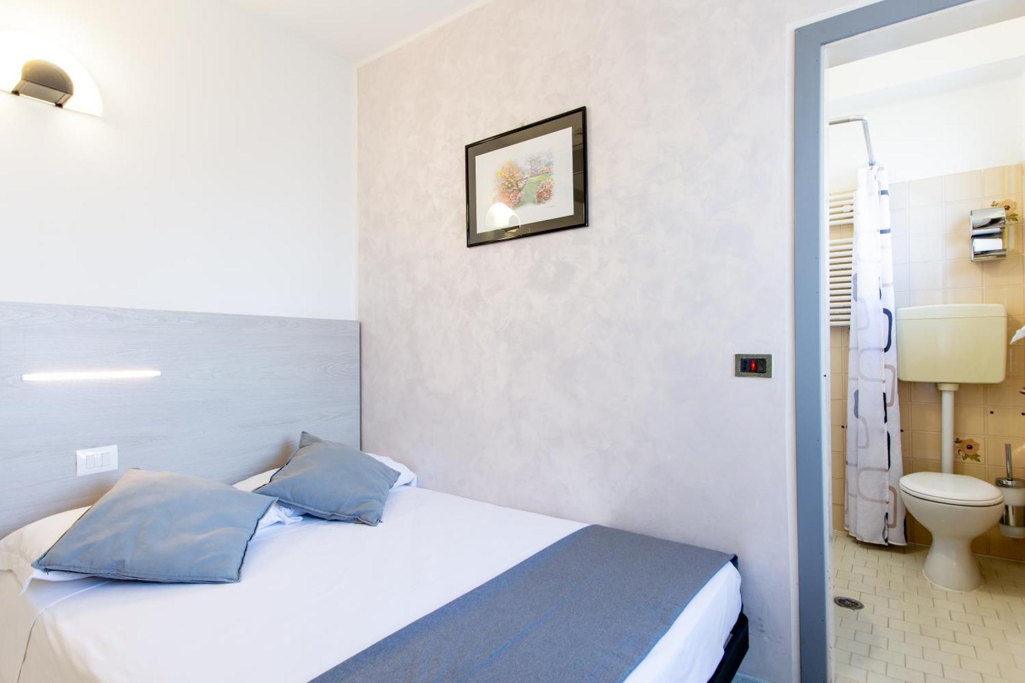 Hotel Marzia Con Piscina Ριτσόνε Εξωτερικό φωτογραφία