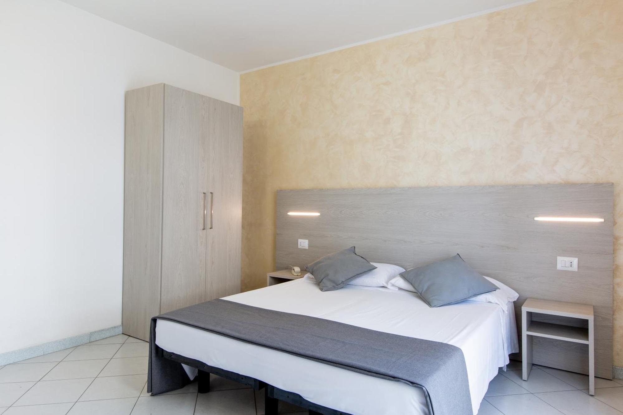Hotel Marzia Con Piscina Ριτσόνε Εξωτερικό φωτογραφία